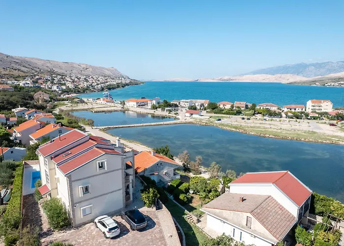 Vujeva By Pag Tours Паг