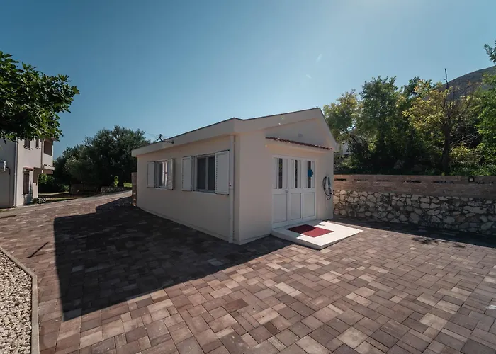 Апартаменты Vujeva By Pag Tours