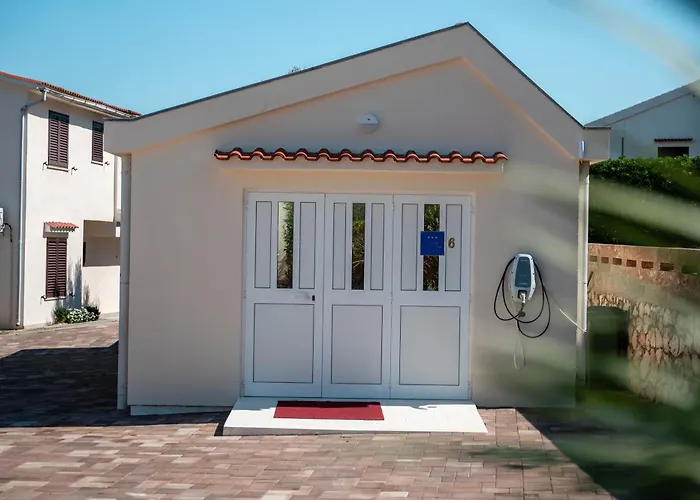 Vujeva By Pag Tours Апартаменты