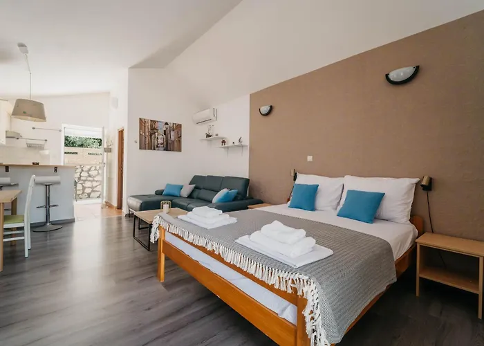 Апартаменты Vujeva By Pag Tours