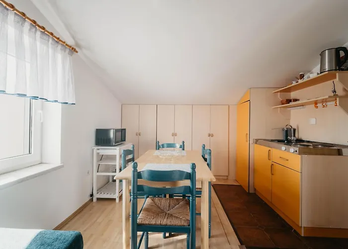 Vujeva By Pag Tours Apartamento