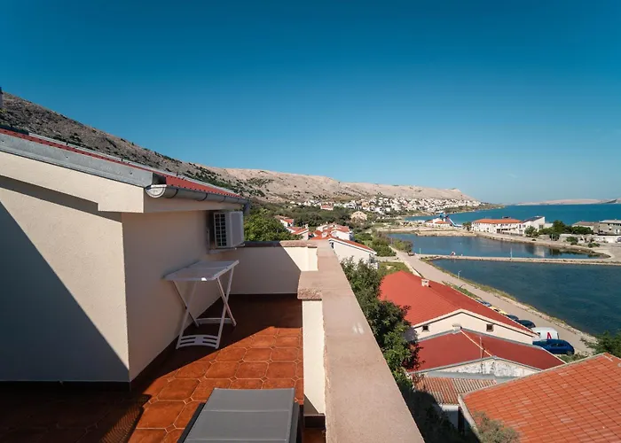 Vujeva By Pag Tours Apartamento Pag Town