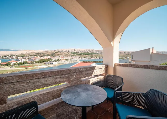 Vujeva By Pag Tours Apartamento *