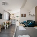 Vujeva By Pag Tours *