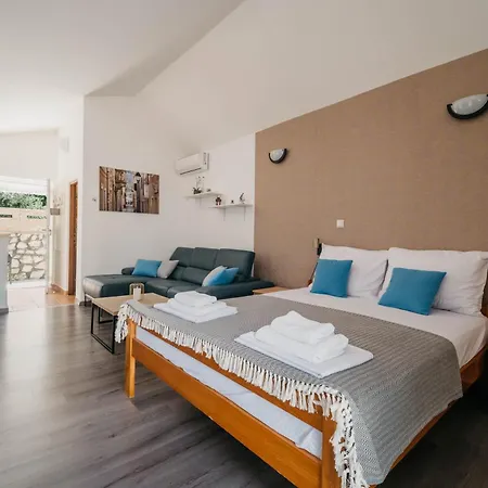 Apartment Vujeva By Pag Tours