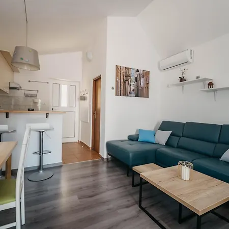 Vujeva By Pag Tours Apartment *