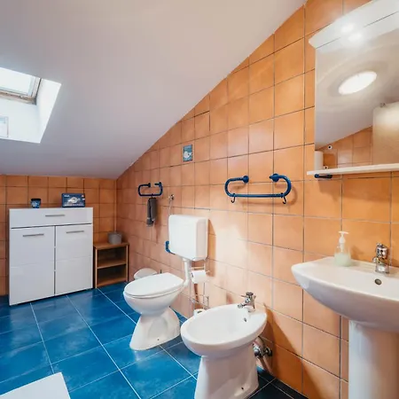 Apartment Vujeva By Pag Tours Pag Town
