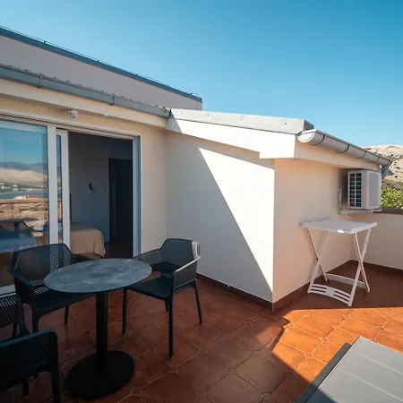 Apartament Vujeva By Pag Tours Pag Town