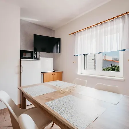Vujeva By Pag Tours Apartment
