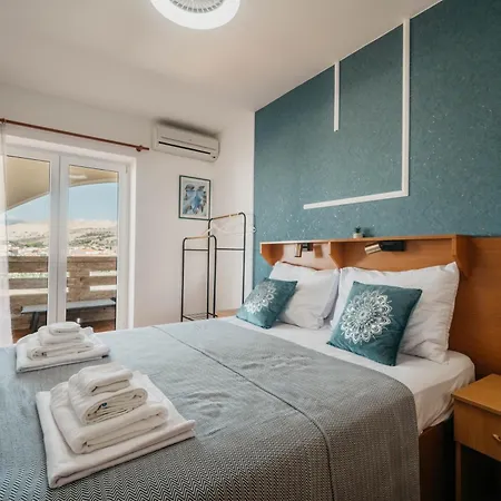 Apartment Vujeva By Pag Tours Pag Town
