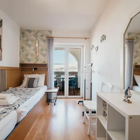 Apartment Vujeva By Pag Tours Pag Town