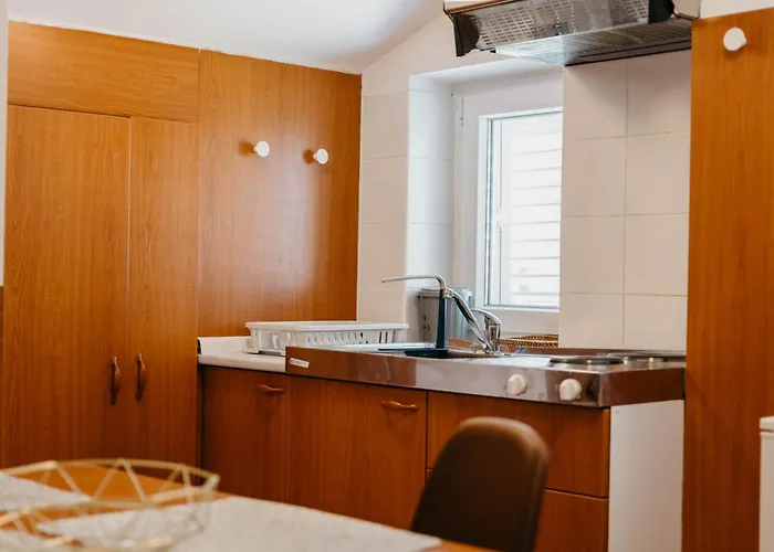 Apartament Vujeva By Pag Tours Pag Town